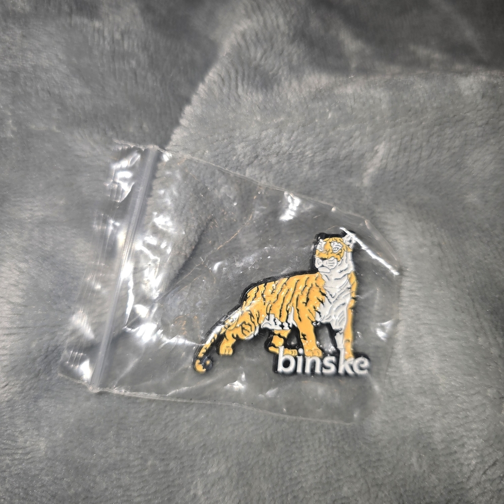 Binske Tiger ENAMEL PIN
